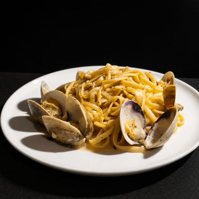 Linguine Vongole.